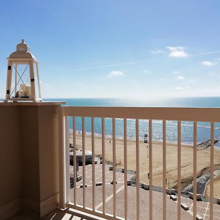 Апартаменти La Terrazza Sul Tirreno Неттуно Екстер'єр фото